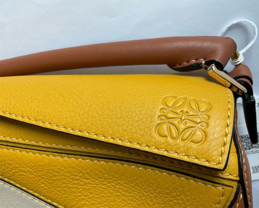 全新Loewe Mini Puzzle 三拼色迷你包-2