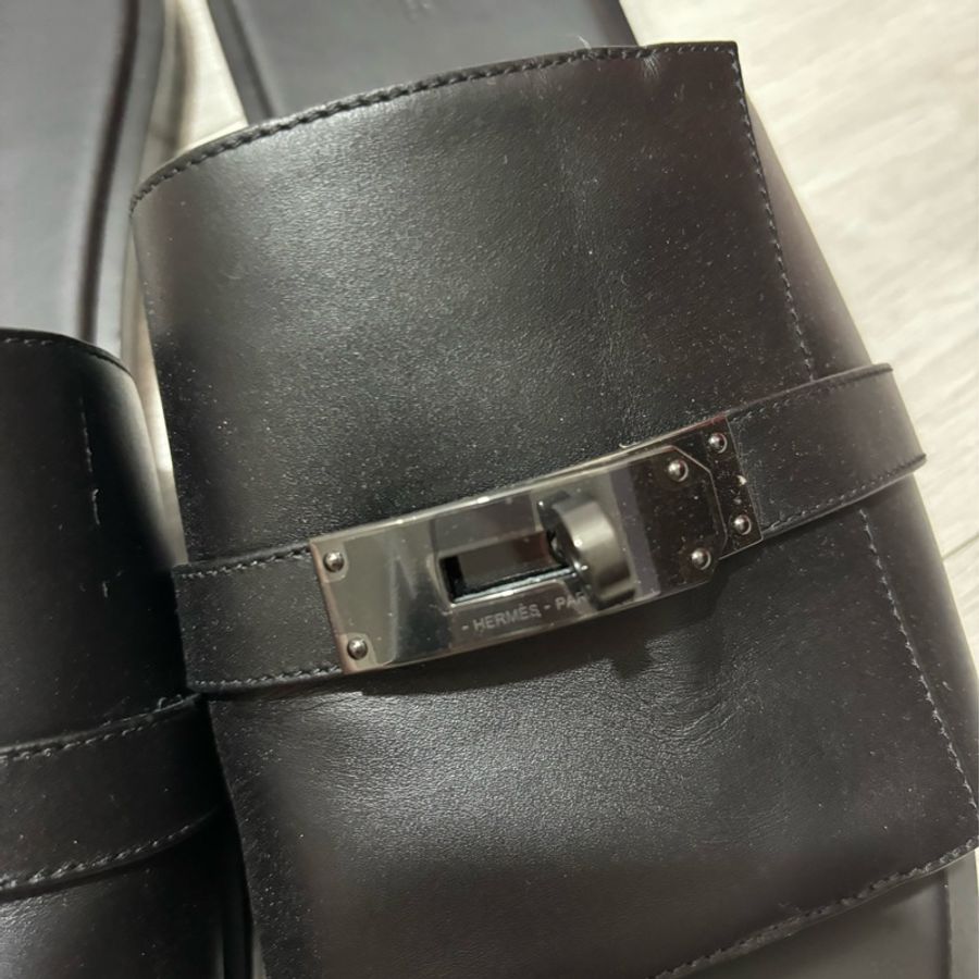 現貨商品 二手帥鞋 Hermes 愛馬仕專櫃正貨 男款超帥氣 黑武士 黑色 SO BLACK Kelly扣皮革拖鞋 尺寸44.5-45號可穿-16