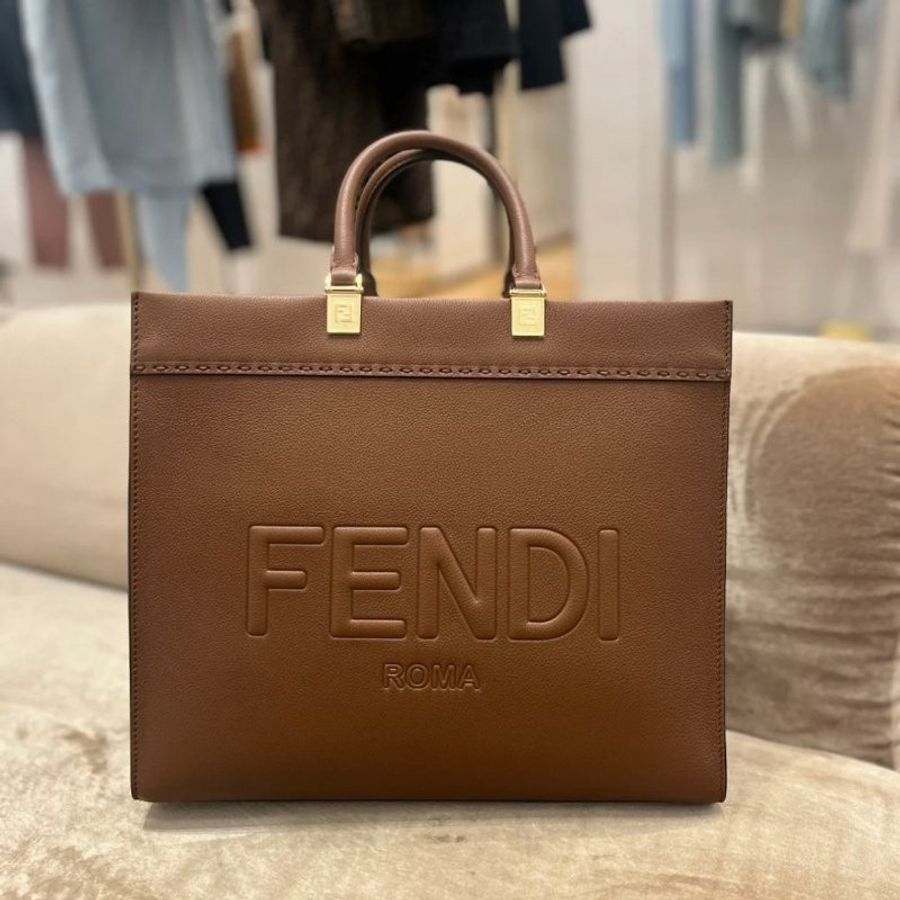 "限時降價 夏季折扣"-Fendi 8BH386 中款紋理小牛皮 Sunshine 包 棕色/附肩帶《2024季度新品》-3