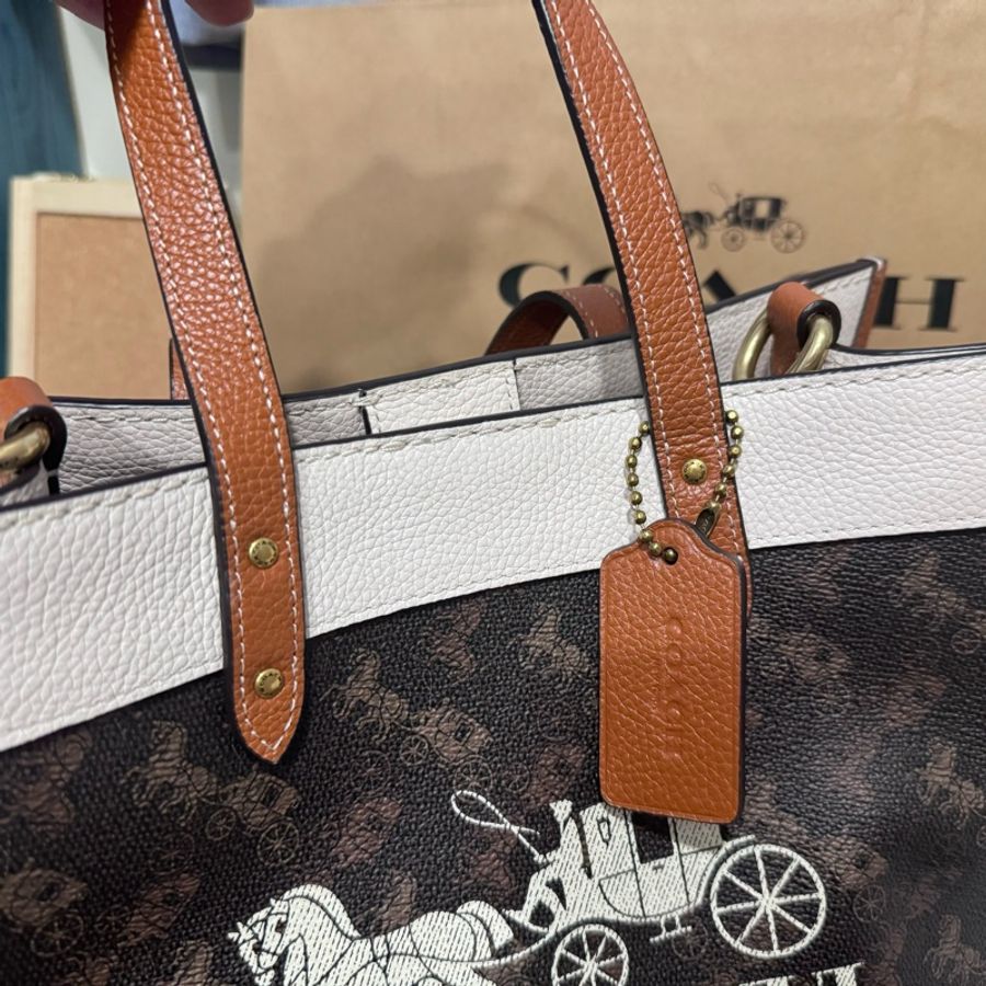 《限時降價》Coach 托特包 30 馬車 棕色 白色 肩背包 側背包 斜跨包 斜背包 男女包-3