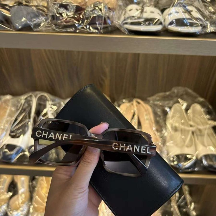 Chanel玳瑁色墨鏡 有包裝只戴過一次 可自行換平面或近視鏡片-2