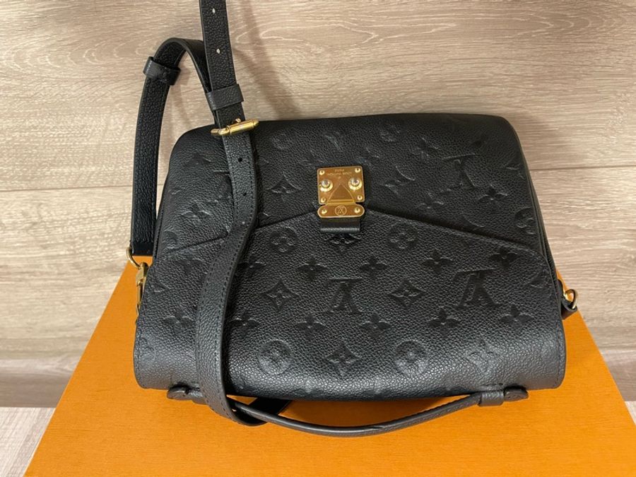 lv 郵差包-1
