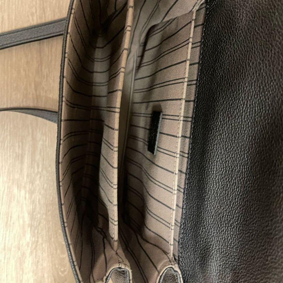 lv 郵差包-8