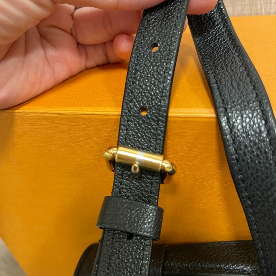 lv 郵差包-21