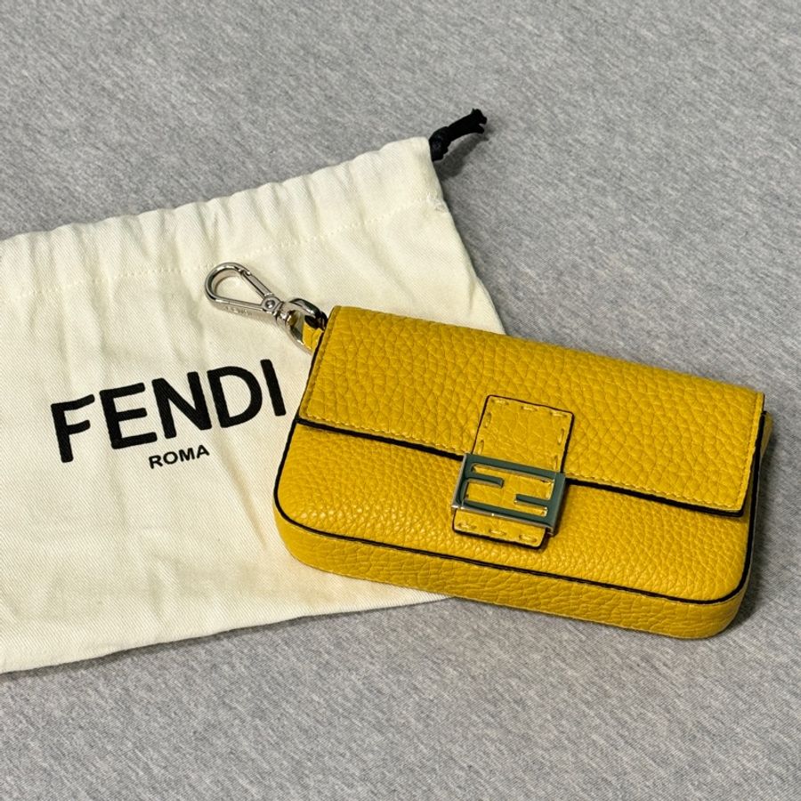 FENDI Flat Baguette Micro Yellow-1