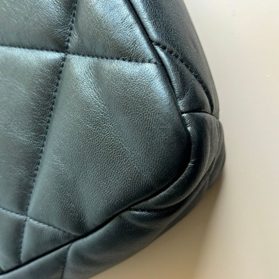 ::CHANEL:: 19 銀釦 26公分 小款-8