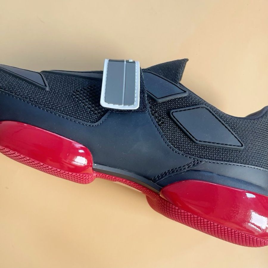 PRADA CALZATURE 黑紅魔鬼氈厚底鞋 # 5.5號-14