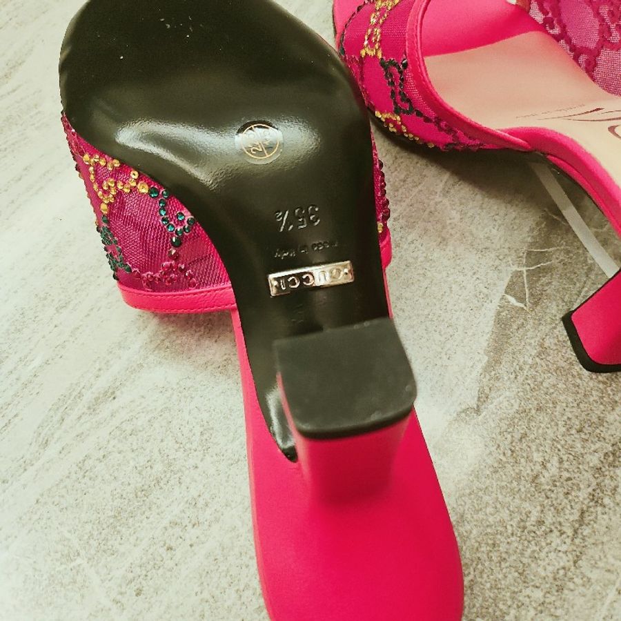 全新Gucci燙鑽桃紅跟鞋35.5-12