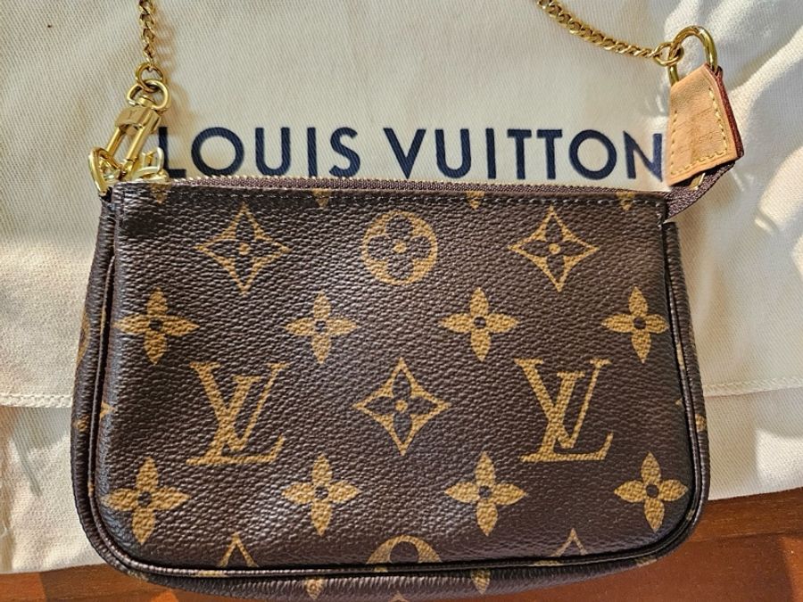 LV M58009 Mini Pochette Accessoires 老花迷你麻將包-4