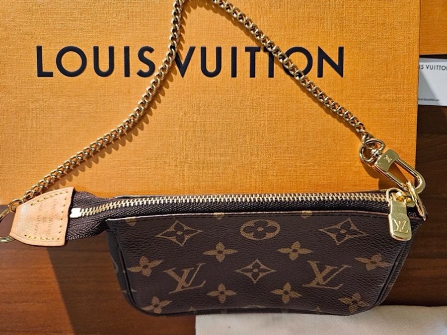 LV M58009 Mini Pochette Accessoires 老花迷你麻將包-10