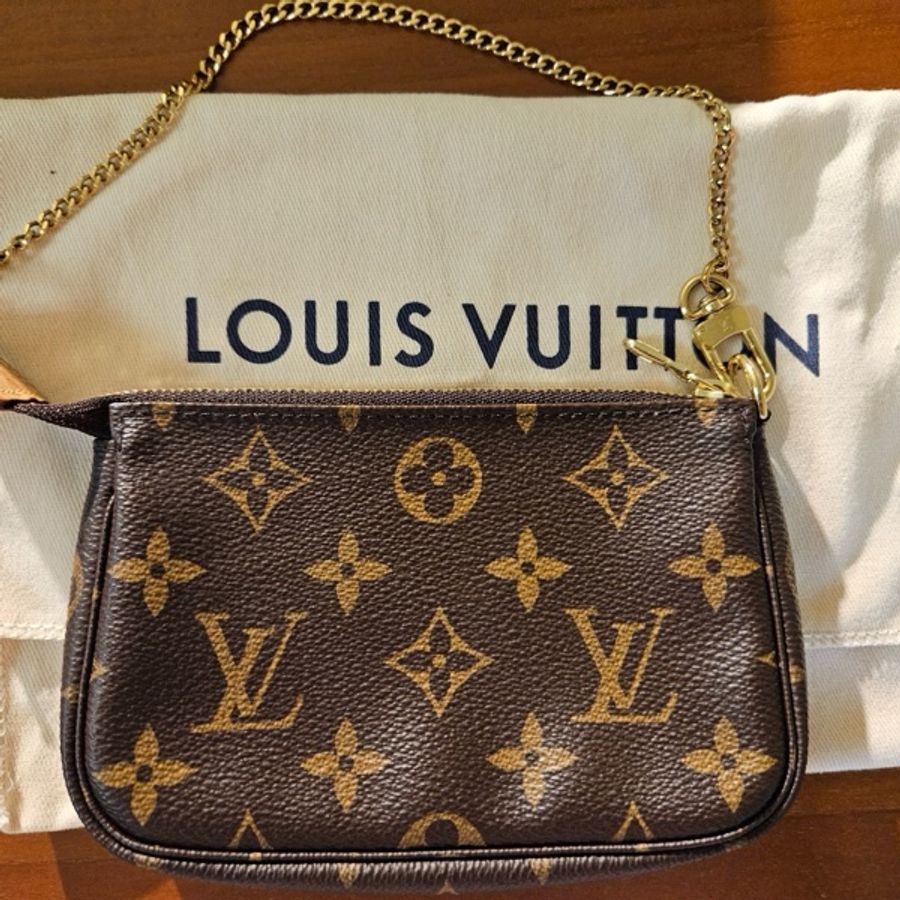 LV M58009 Mini Pochette Accessoires 老花迷你麻將包-15