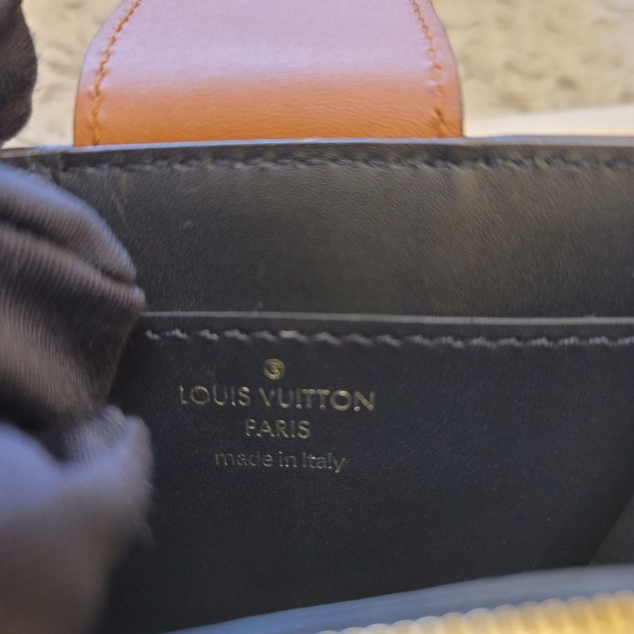 LV M68751 DAUPHINE MULTICARTES經典雙色Reverse帆布卡夾/零錢包-17