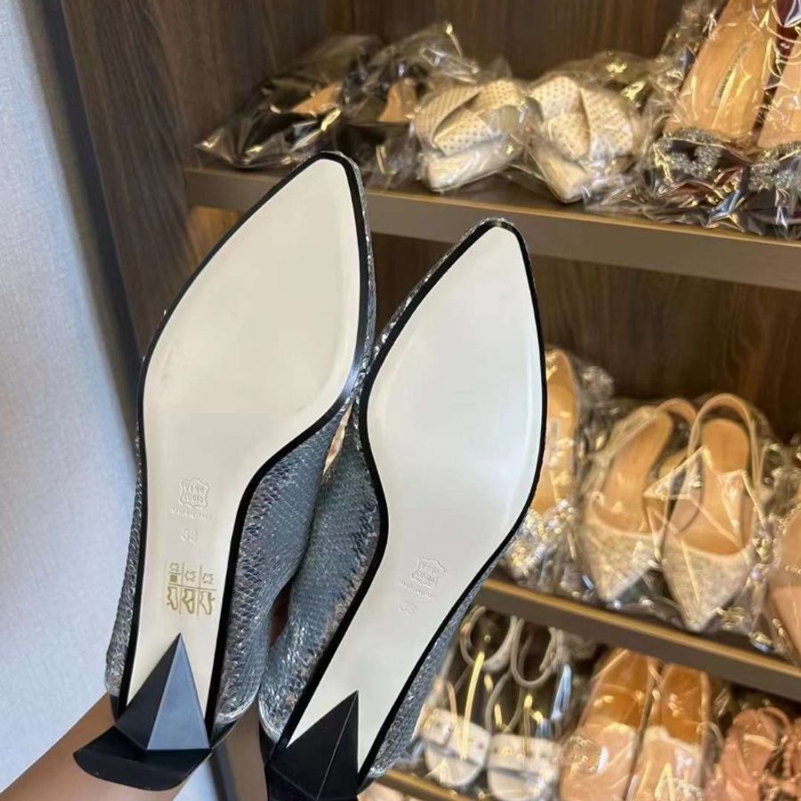 LOEWE亮片鞋 全新38碼 有包裝-3