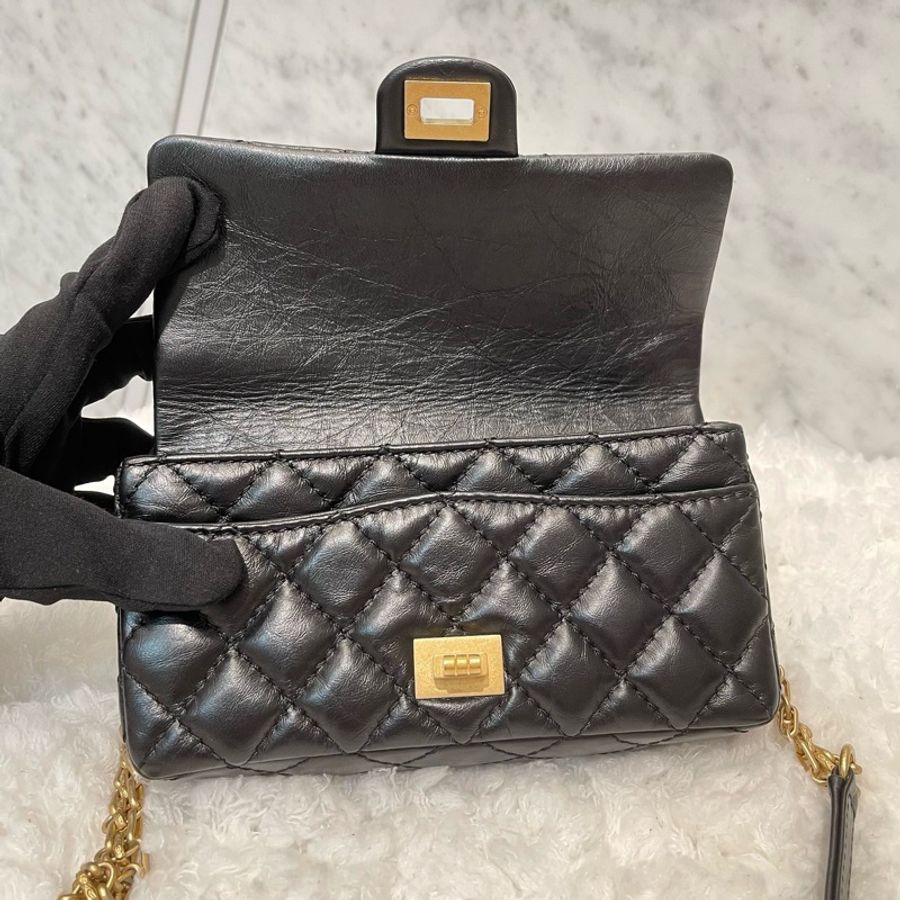 Chanel 黑色 小牛皮 2.55 金釦 鍊帶 胸口包 腰包 A57791-4