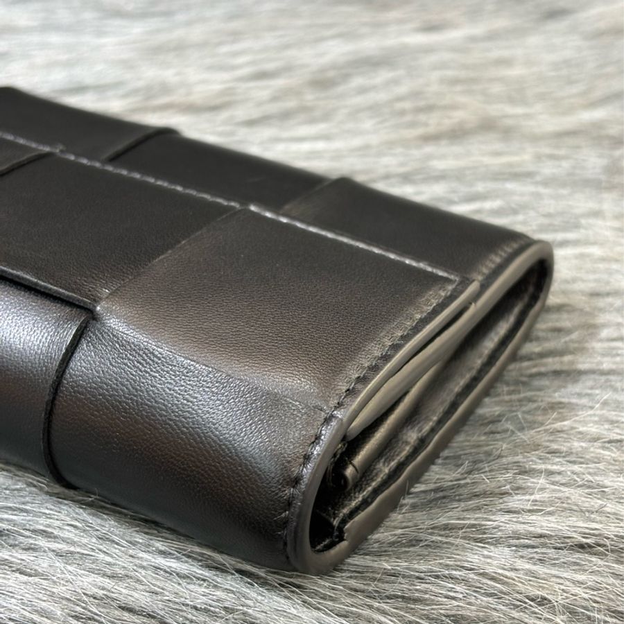BOTTEGA VENETA BV 667433 黑色 CASSETTE 小牛皮 大方格 編織 釦式 拉鍊 零錢袋 長夾 皮夾 發財長夾-10