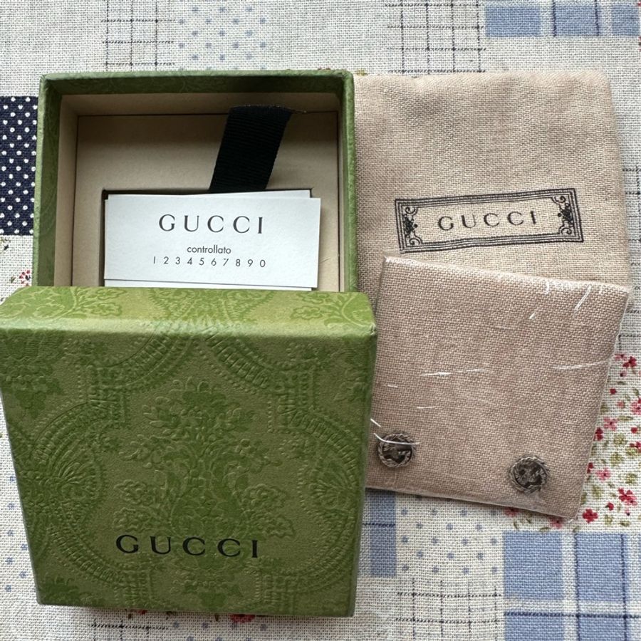 GUCCI 古馳 復古925純銀雕花 Interlocking G 925純銀雙G墜飾耳環-0