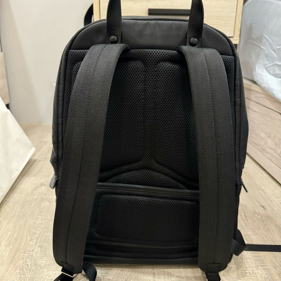 Prada 後背包 Re-Nylon 與 Saffiano 皮革背囊 專櫃精典款-11