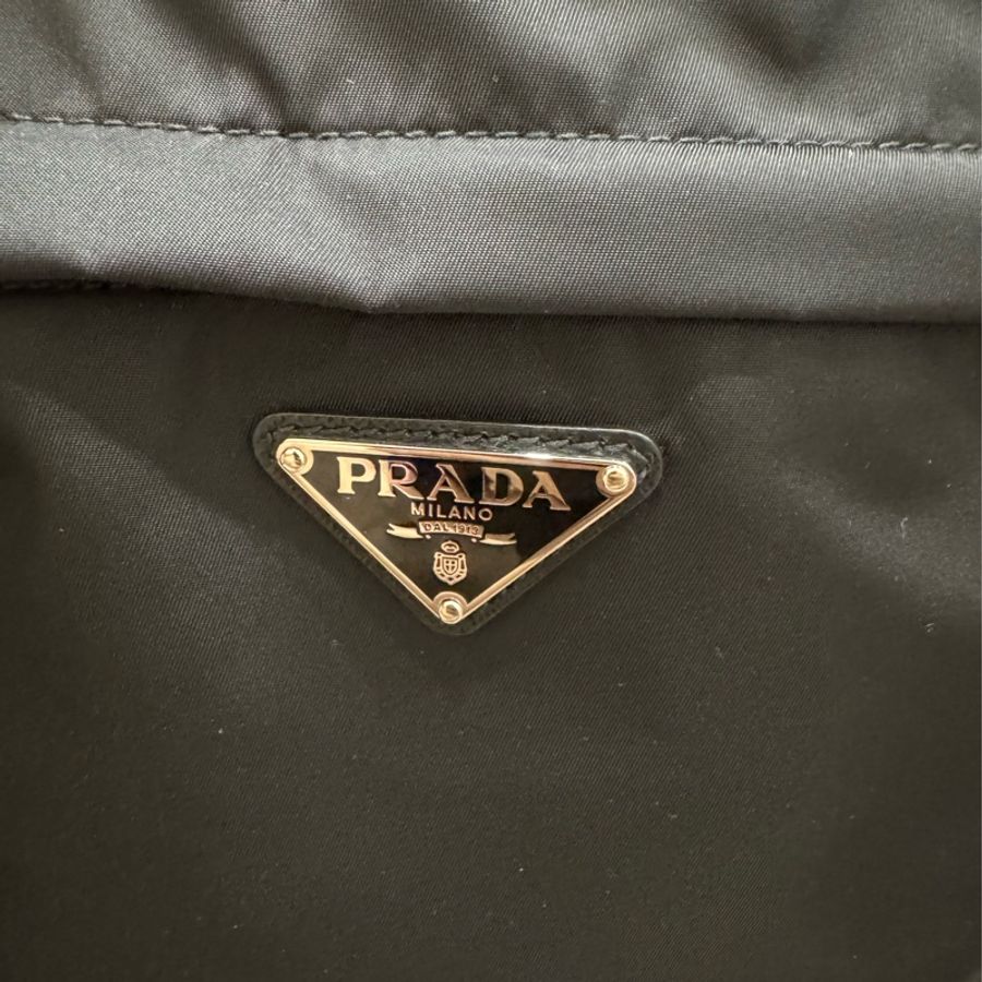 Prada 後背包 Re-Nylon 與 Saffiano 皮革背囊 專櫃精典款-36