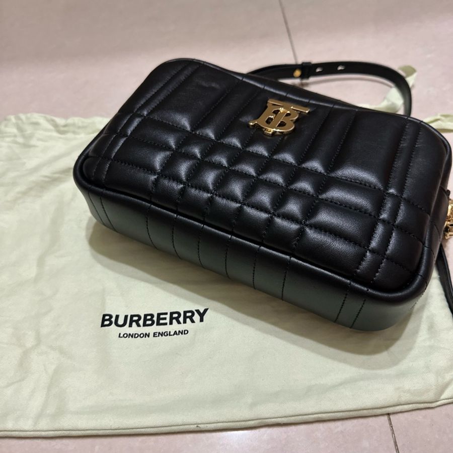 BURBERRY 小號Lola相機包-1