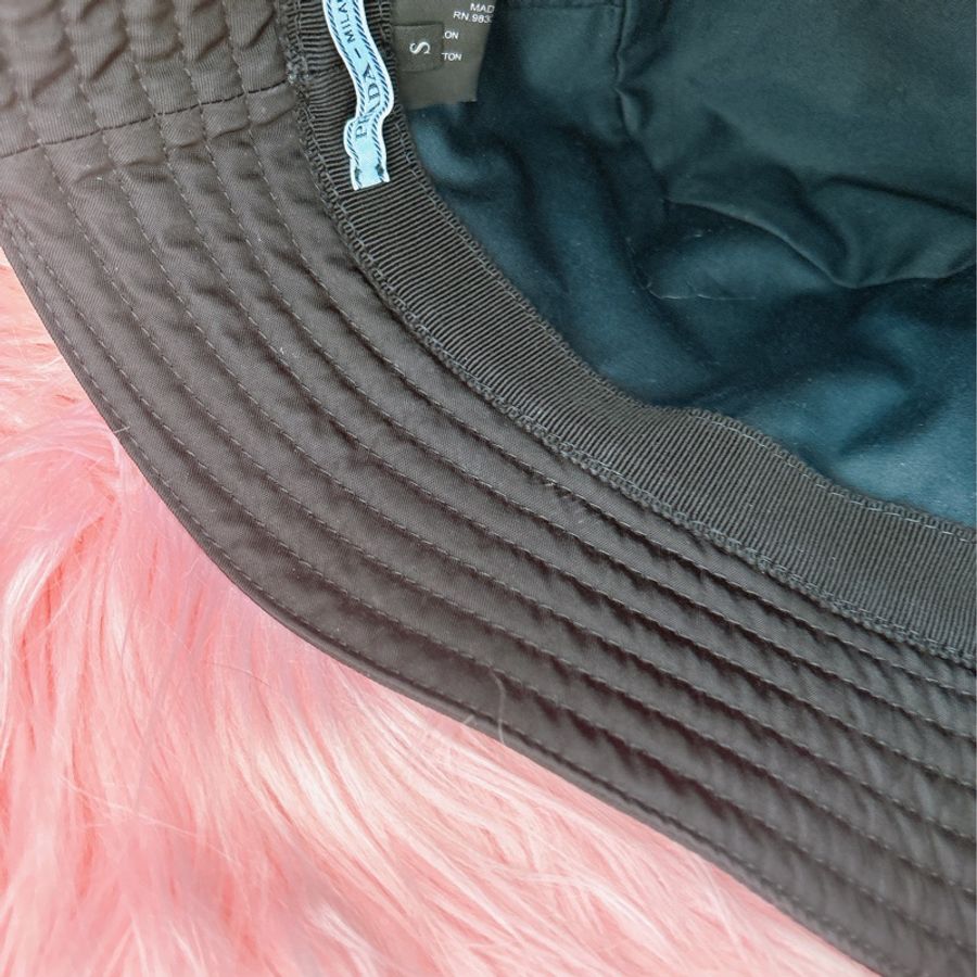 歐美義大利品牌PRADA黑色漁夫帽S號-2