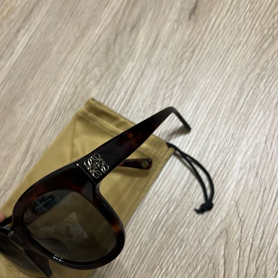 瑞奇二手精品 Loewe 側邊logo 美品 粗框 太陽 墨 美品-2