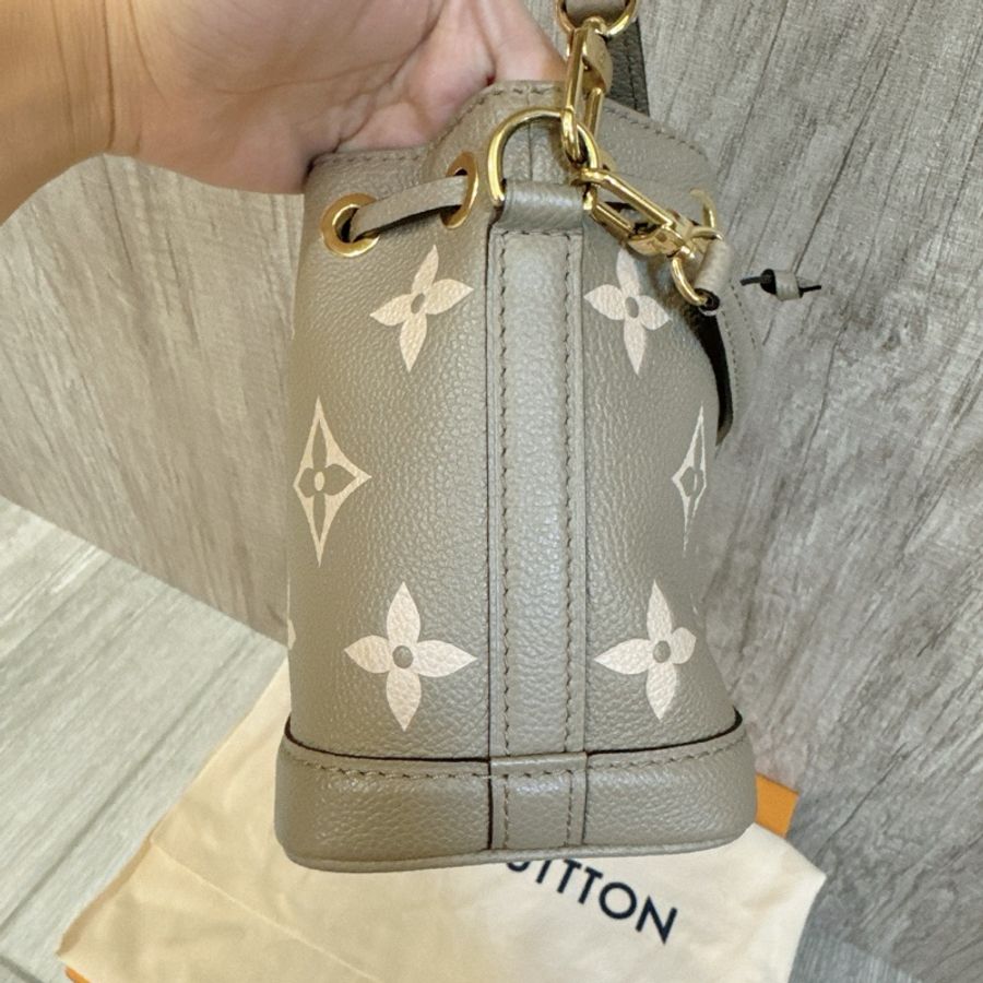 Louis vuitton M46291 Nano Noé LV大象灰水桶包-6
