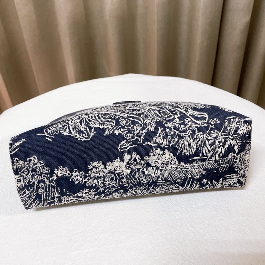 DIOR 全新 專櫃正品 老虎刺繡 化妝包 30 Montaigne-7