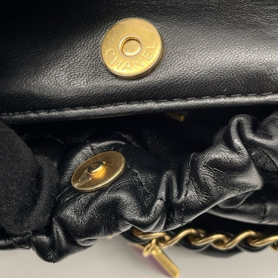 Chanel 黑羊皮造型小水桶包 限定款 寶石小福袋-10