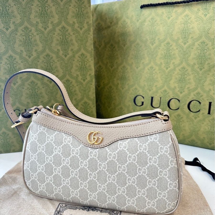 Gucci腋下包-7