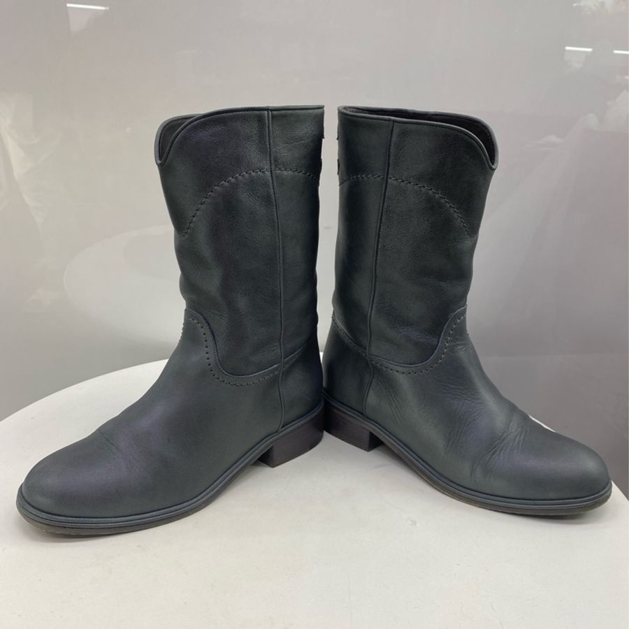 chanel Leather Boots-2