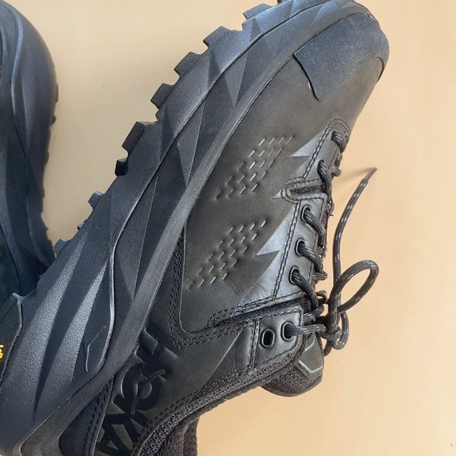 HOKA ONE ONE Kaha Low GORE-TEX 黑色【未使用】#8.5號-20