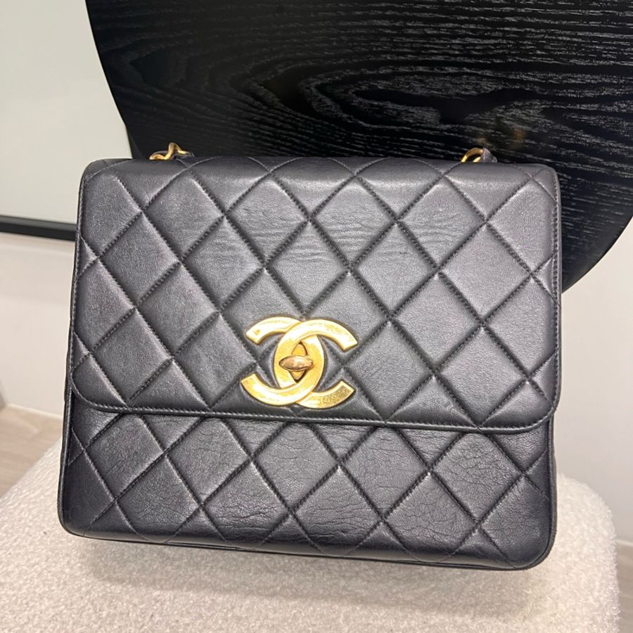 日本珍藏古董老香 Chanel 掀蓋方包 大c 菱格紋 這個要收藏 全配 防塵套 雷標全 保卡 紙卡都在-9