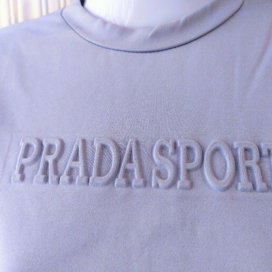 PRADA 短袖上衣 T-shirt 圓領 霧霾藍-1