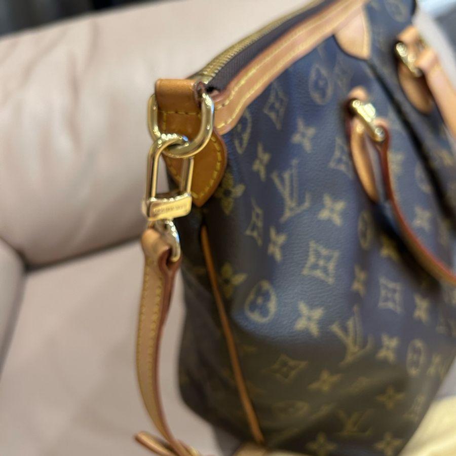 LOUIS VUITTON-3