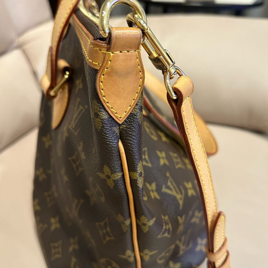 LOUIS VUITTON-14