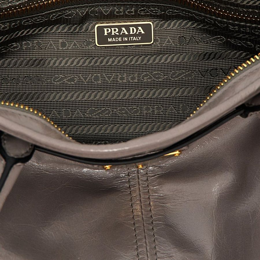 Prada 1BA426 Soft Lux 中款亮澤皮革繫帶包 大象灰色/付長肩帶《2024季度★全新商品 》-9