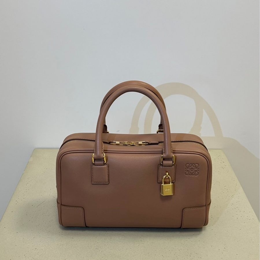 Loewe Amazon 23 豆沙粉色 全新-1