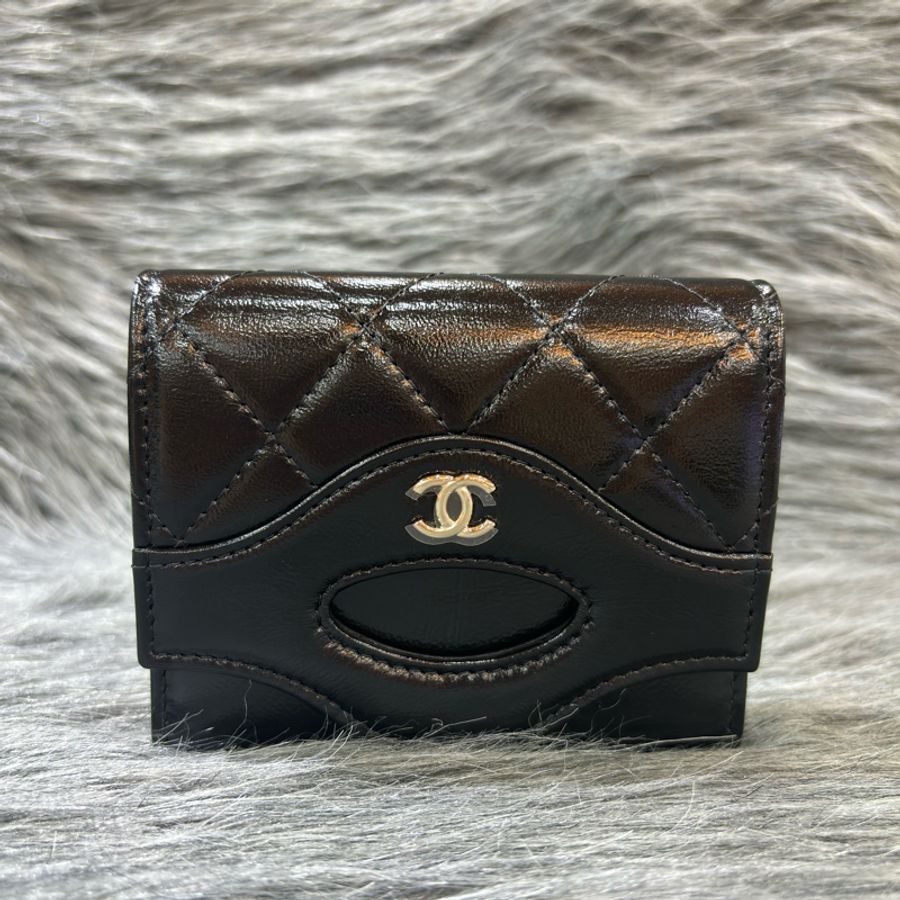 CHANEL AP3654 31 黑色油亮 牛皮 金釦 零錢包 信用卡夾 名片夾 短夾 卡包 錢包-0