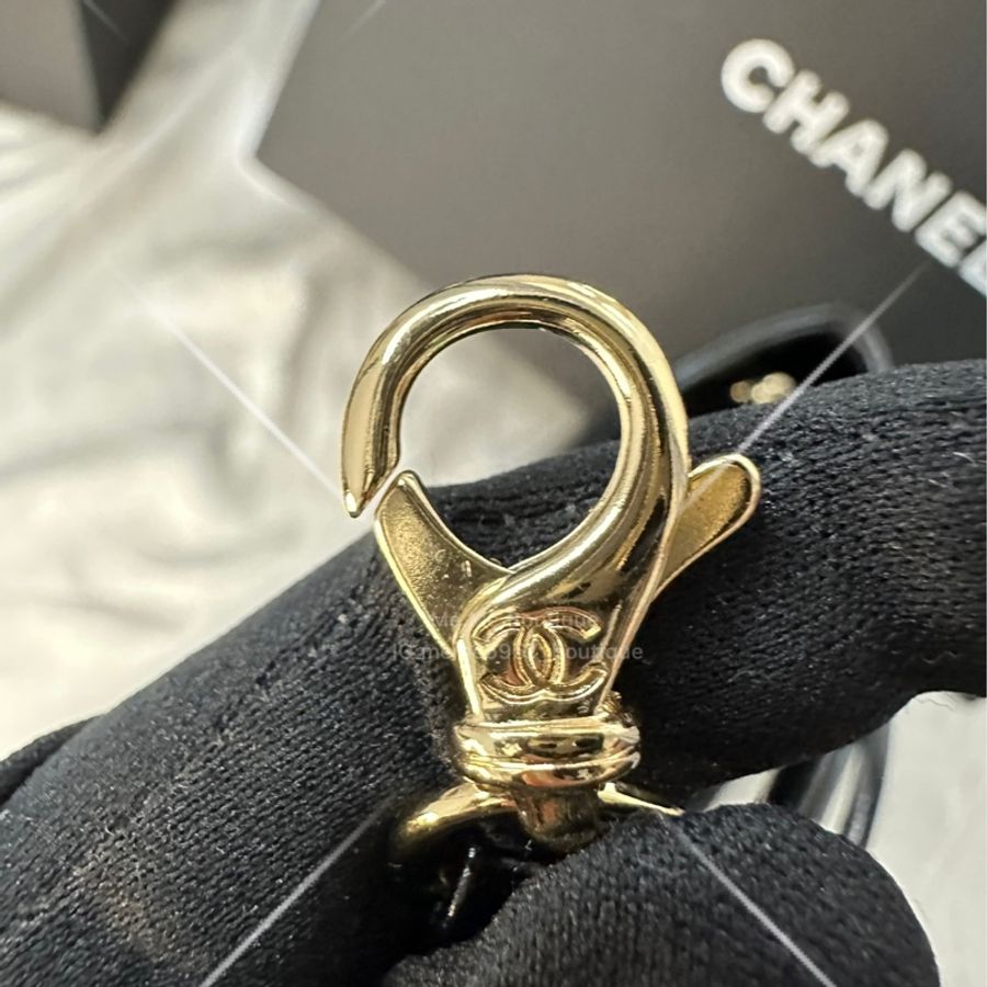 Chanel 31 bag 小號 黑色 油蠟羊皮 全新品-14