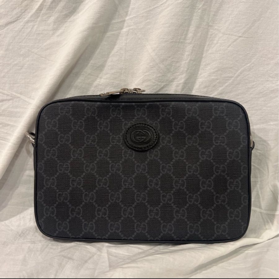 全新Gucci INTERLOCKING G斜背包 男包 手拿包-8