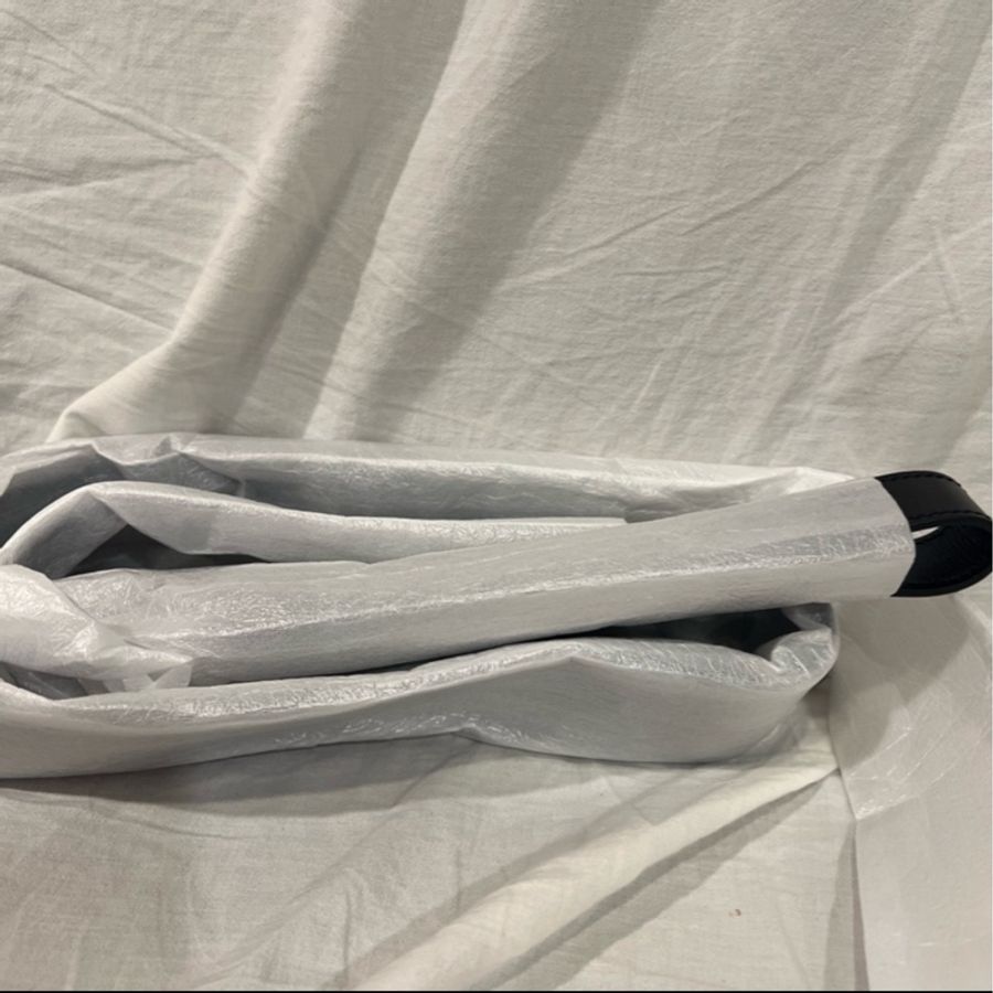 全新Gucci INTERLOCKING G斜背包 男包 手拿包-13