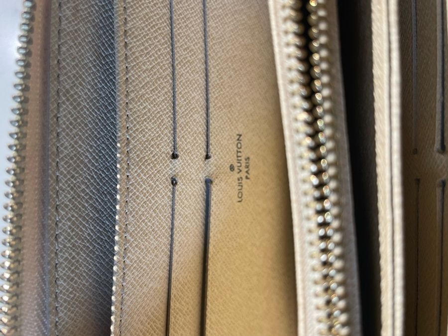 Louis Vuitton 路易威登 N63095 Damier Graphite棋盤格拉鍊長夾(白灰)-9