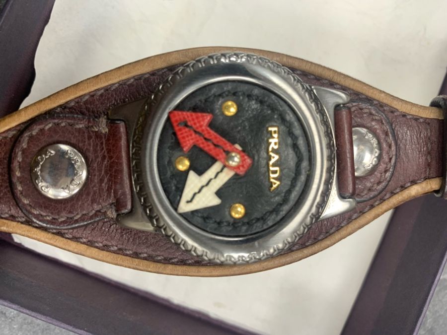 Prada 皮手環-1