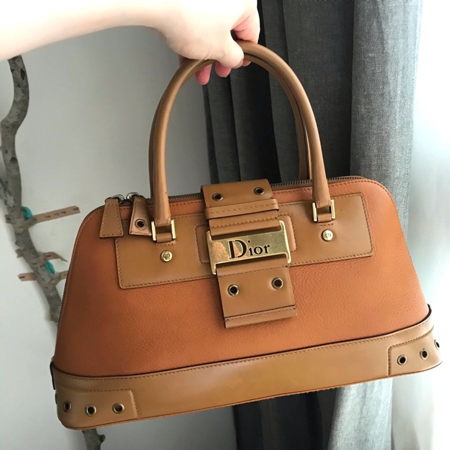 🍎優惠中🍎Dior⭐️ Dior punk包/Christian Dior Oblique貝殼包/保齡球包🪢正品🪢況好🪢手拿/手提/自➕肩Dior 貝殼包/保齡球包/手提包🪢正品🪢況好🪢手拿/手提/自➕肩帶🉑️肩背/側背/斜背🪢美拉德色🪢 🉑️肩背/側背/斜背🪢美拉德色🪢-2