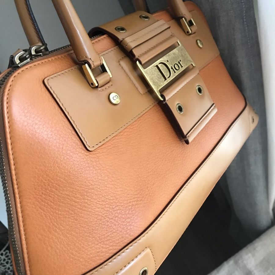 🍎優惠中🍎Dior⭐️ Dior punk包/Christian Dior Oblique貝殼包/保齡球包🪢正品🪢況好🪢手拿/手提/自➕肩Dior 貝殼包/保齡球包/手提包🪢正品🪢況好🪢手拿/手提/自➕肩帶🉑️肩背/側背/斜背🪢美拉德色🪢 🉑️肩背/側背/斜背🪢美拉德色🪢-51