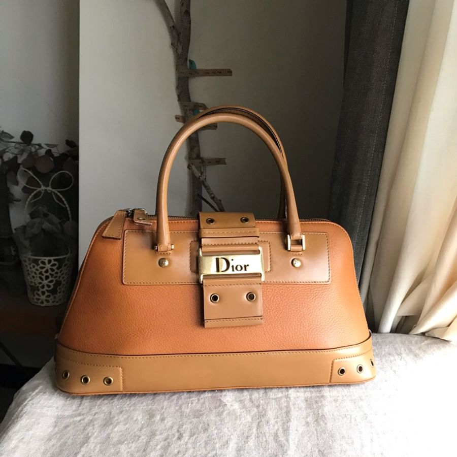 🍎優惠中🍎Dior⭐️ Dior punk包/Christian Dior Oblique貝殼包/保齡球包🪢正品🪢況好🪢手拿/手提/自➕肩Dior 貝殼包/保齡球包/手提包🪢正品🪢況好🪢手拿/手提/自➕肩帶🉑️肩背/側背/斜背🪢美拉德色🪢 🉑️肩背/側背/斜背🪢美拉德色🪢-52