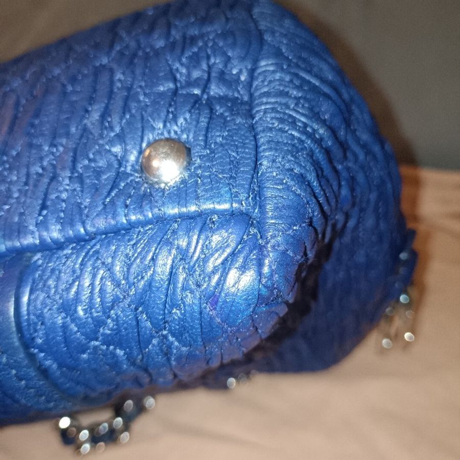 miu miu 抓皺頂級小羊皮肩背包-13