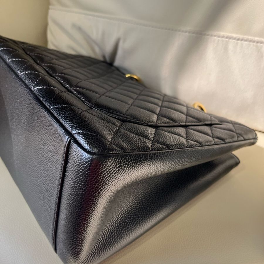 Chanel Gst 黑色荔枝金釦 近新19開-20