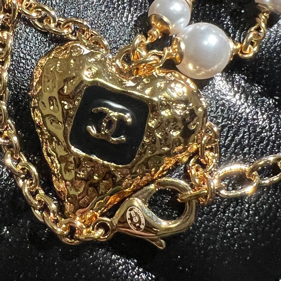 #Chanel 23K 熔岩愛心項鍊❤️ #全新未用 《特惠》-6