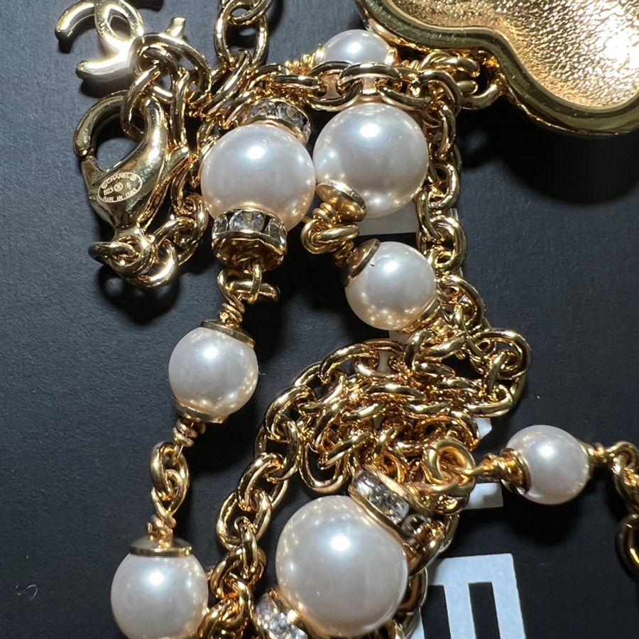 #Chanel 23K 熔岩愛心項鍊❤️ #全新未用 《特惠》-12